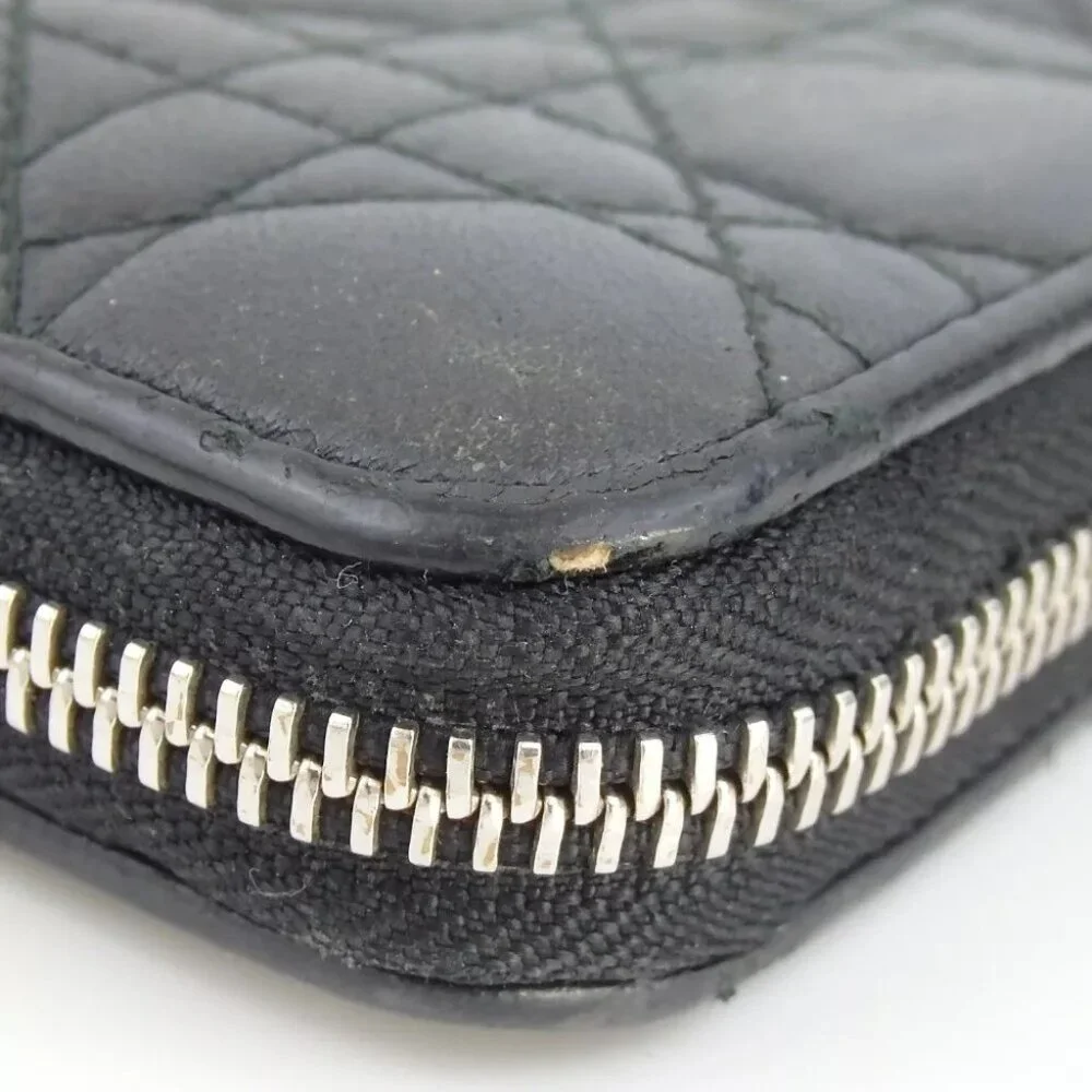 Authentic Christian Dior 25MA 1123 Lady Dior Cannage Stitch Zip Around purse
